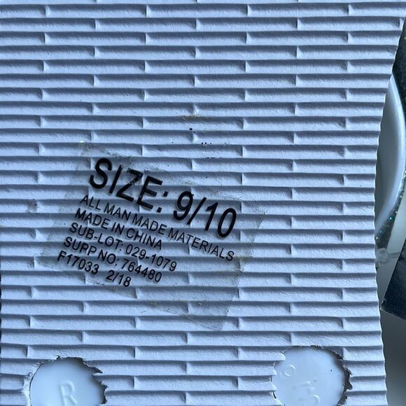 MIXIT Brand New White Flip Flops with Silver Sparkly Straps (Size 9/10) - Picture 6 of 10